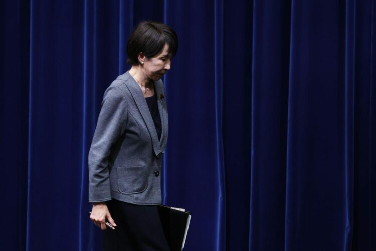 Tensión en el Parlamento japonés por la postura del Gobierno sobre Taiwán La primera ministra japonesa, Sanae Takaichi, durante la tensa sesión de la Dieta en la que sus respuestas evasivas sobre Taiwán desataron fuertes críticas de la oposición y obligaron a interrumpir el debate parlamentario.