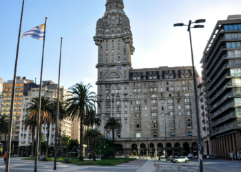 Palacio Salvo en Montevideo, Uruguay. Foto: Nikolai Kolosov.
