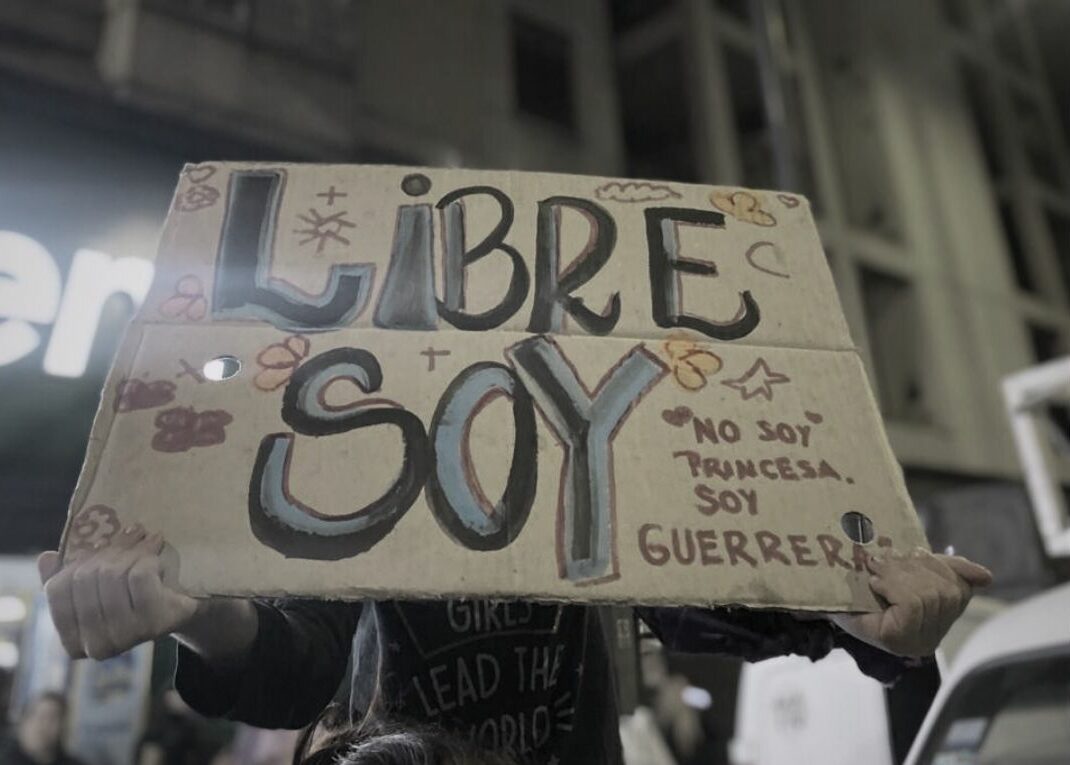 184 niñas/os y adolescentes quedaron sin sus madres.