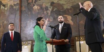 Delcy Rodríguez juró como presidenta de Venezuela