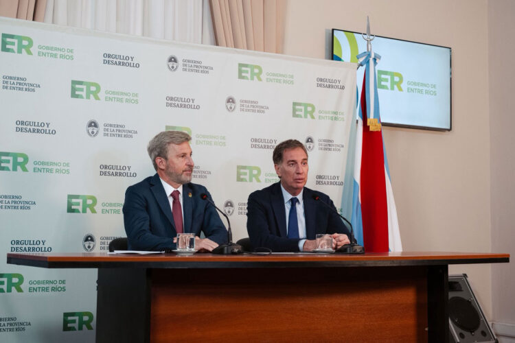 Santilli se llevó el apoyo de Rogelio Frigerio para la reforma laboral El ministro del Interior, Diego Santilli, visitó hoy en Entre Ríos al gobernador Rogelio Frigerio.