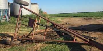 Tragedia en el norte cordobés: un joven murió aplastado por una maquinaria agrícola