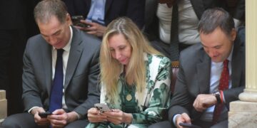 El Gobierno busca alinear a los gobernadores para salvar la reforma laboral El Gobierno busca alinear a los gobernadores para salvar la reforma laboral