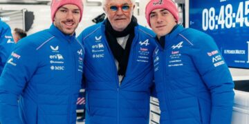 Alpine puso primera: el A526 con motor Mercedes salió a pista bajo la mirada de Colapinto