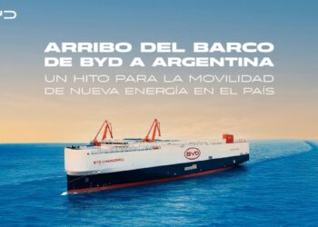 Llegó el buque chino con más de 5.000 autos eléctricos BYD