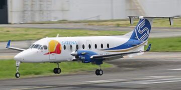 Buscan un avión de la empresa estatal Satena