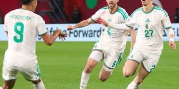 Con un gol agónico, Argelia ganó y clasificó a los cuartos de final de la Copa Africana Con un gol agónico, Argelia ganó y clasificó a los cuartos de final de la Copa Africana