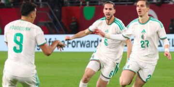 Con un gol agónico, Argelia ganó y clasificó a los cuartos de final de la Copa Africana