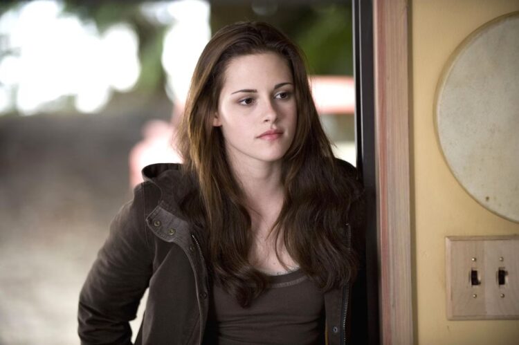 Kristen Stewart afirma que dirigiría un reboot de Crepúsculo Kristen Stewart interpretó a Bella Swan en la saga Crepúsculo, papel que la consagró a nivel mundial (Foto: Archivo).