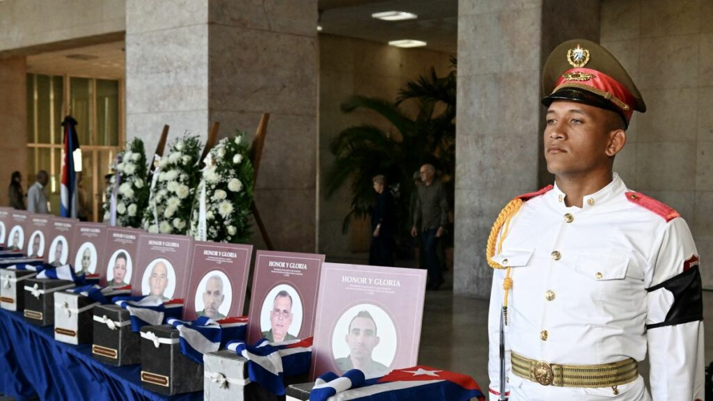Cuba inicia el homenaje a los 32 militares muertos en Venezuela