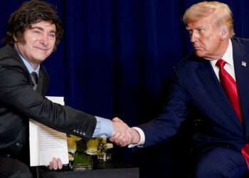 EE.UU. busca un acuerdo con Argentina por inmigrantes deportados