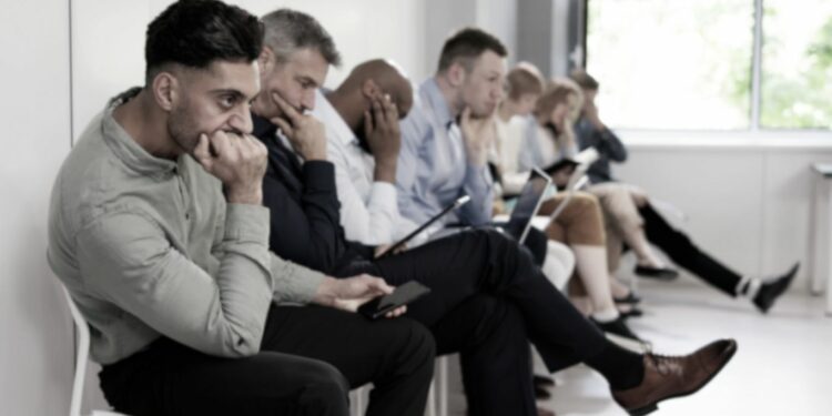 En octubre, solo cuatro provincias registraron mejoras mensuales: San Juan, Río Negro, Santiago del Estero y Córdoba. El empleo formal privado cayó a su nivel más bajo desde 2022, según un estudio privado.