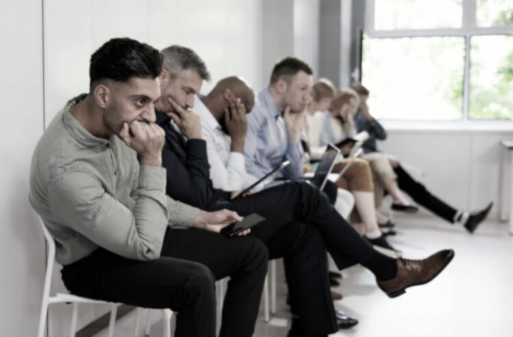 En octubre, solo cuatro provincias registraron mejoras mensuales: San Juan, Río Negro, Santiago del Estero y Córdoba. El empleo formal privado cayó a su nivel más bajo desde 2022, según un estudio privado.