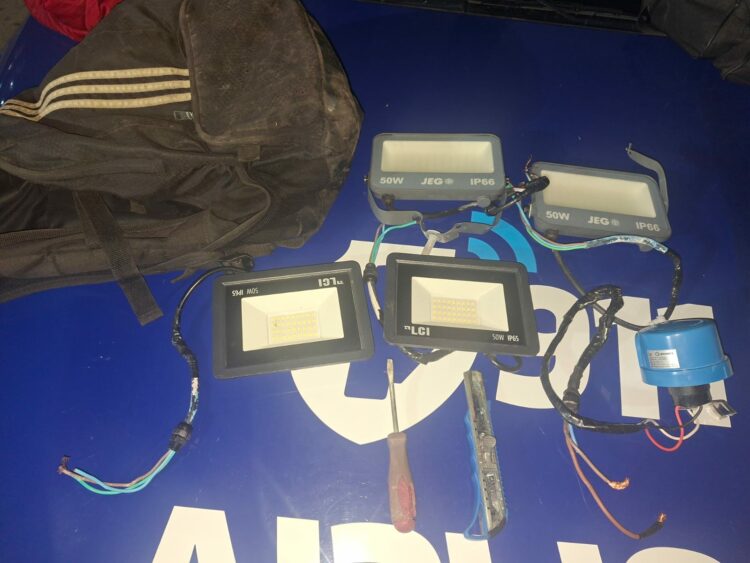 El sospechoso fue detectado por un policía en servicio adicional y quedó a disposición de la Justicia.