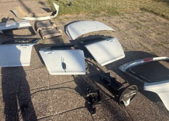 El vehículo desmantelado tenía pedido de secuestro.