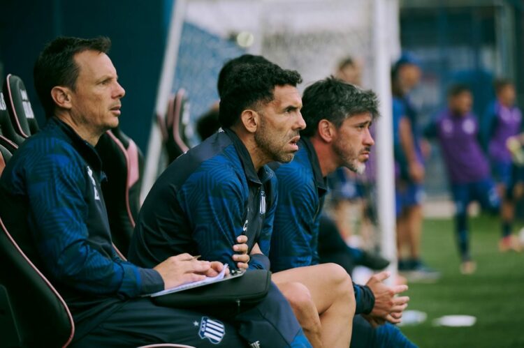 El "Apache" espera por la llegada de la primera incorporación.