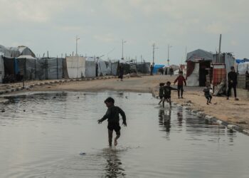 Hamás envía una delegación a El Cairo para avanzar en el alto el fuego en Gaza