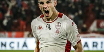 Instituto aceleró por De La Fuente y va por un delantero