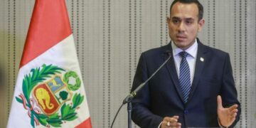 Investigan al presidente de Perú por tráfico de influencias