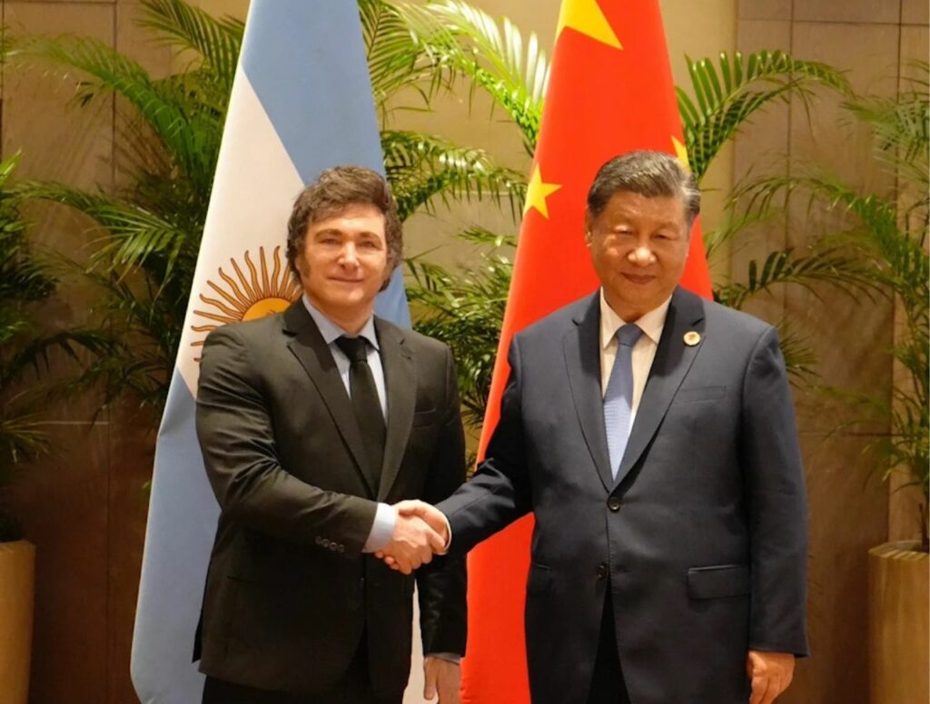 Javier Milei y Xi Jinping, una relación difícil por la guerra comercial entre EEUU y China.