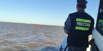Buscan a un turista argentino desaparecido tras ingresar al mar en Punta del Este La Prefectura lleva a cabo el operativo.
