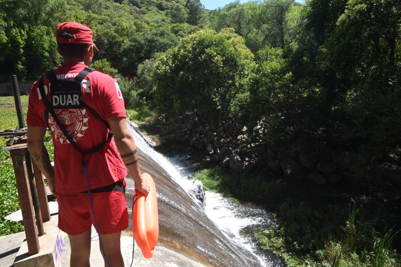 Abrieron una válvula del Dique La Quebrada de Río Ceballos