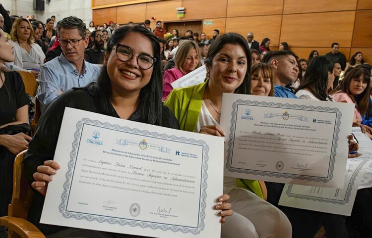 Incorporan certificaciones intermedias oficiales en todas las Tecnicaturas Superiores Las Tecnicaturas Superiores incorporarán certificaciones intermedias oficiales desde 2026.