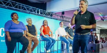 Entregan certificados a cooperativas de trabajo y ratifican su continuidad