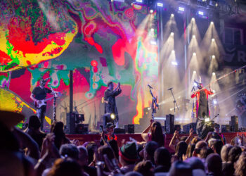 Los Tekis y Ke Personajes encabezan el Día 5