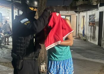 Los allanamientos se realizaron en dos domicilios de barrio Yofre Sud.