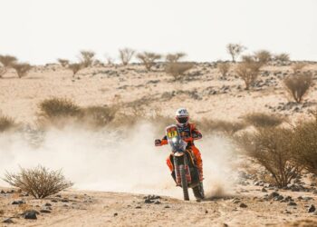 Luciano Benavides recuperó la cima y Cavigliasso festejó la etapa