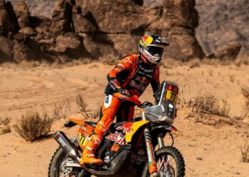 Luciano Benavides se quedó con la quinta etapa y trepó en la general