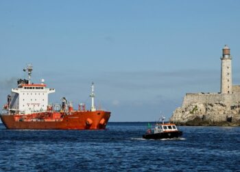 México frenó un envío de petróleo a Cuba tras advertencias de Trump