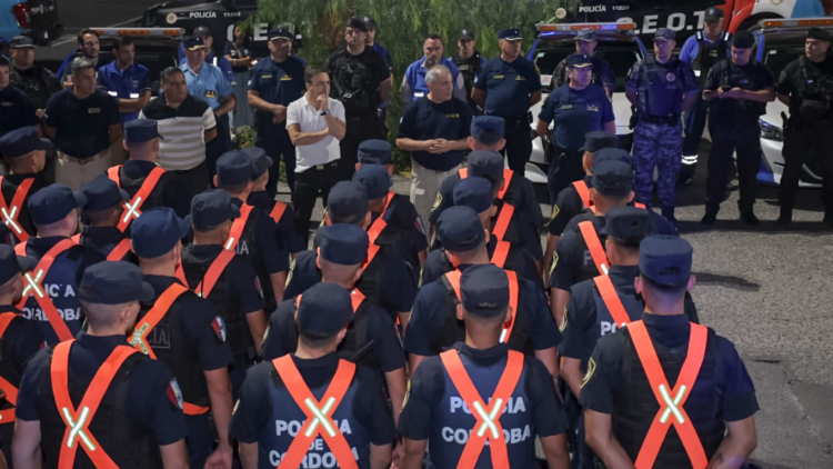 Operativo en Nueva Córdoba, Güemes y Parque Sarmiento refuerzan controles en la noche cordobesa