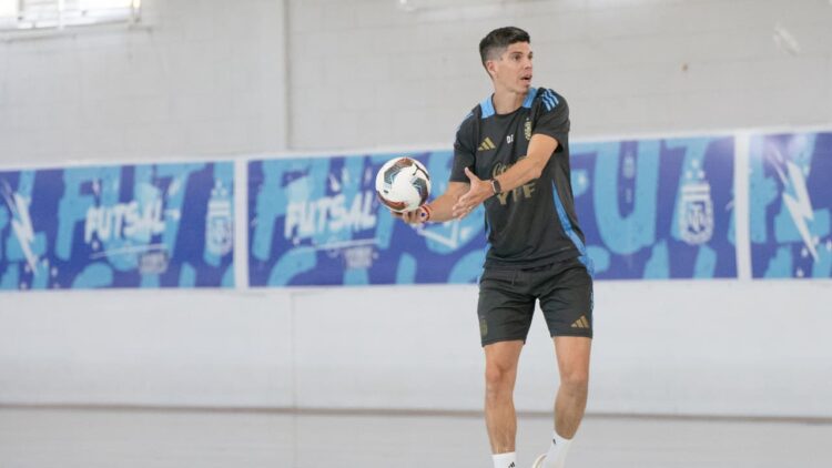 Matías Lucuix presentó la lista de 14 jugadores que competirán en la Copa América.