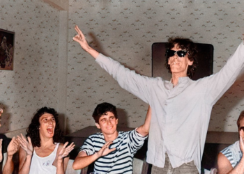 Luis Alberto Spinetta en La Falda '86. La foto fue coloreada por el fan Matías Peralta. Foto: Andy Cherniavsky.