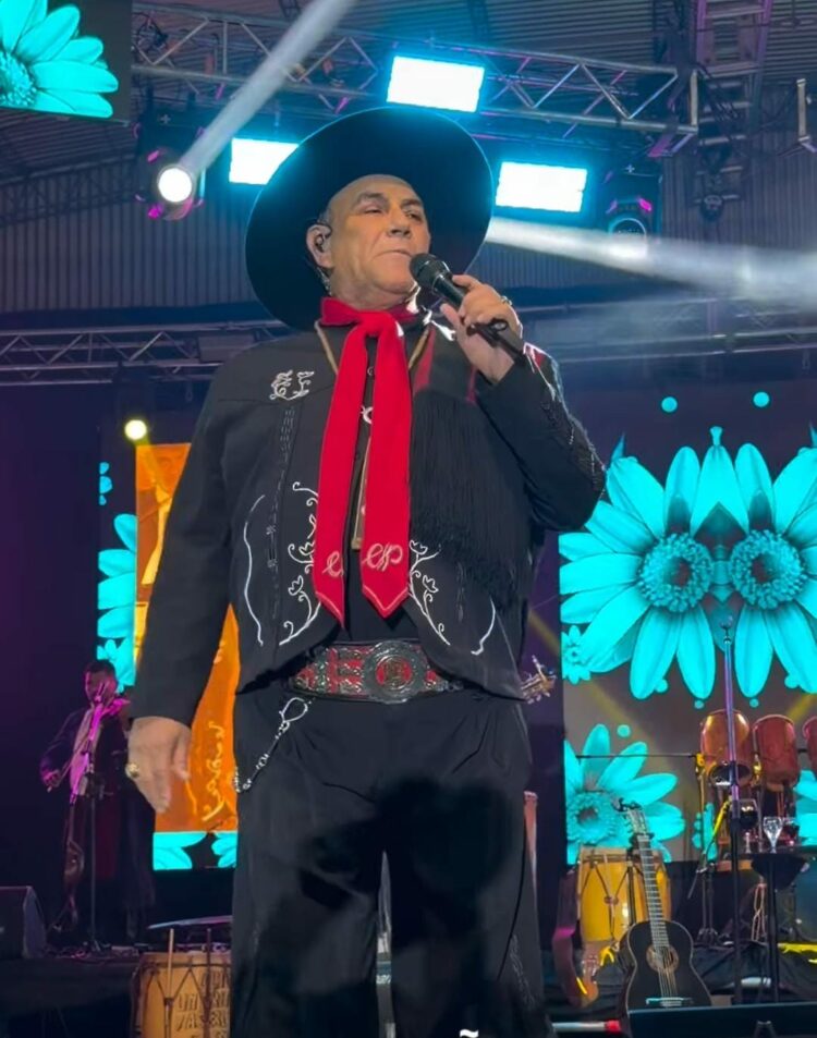 El Chaqueño Palavecino tuvo una actuación destacada en la noche del sábado.