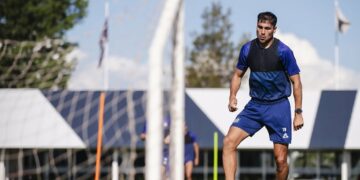 Tévez se lleva a Talleres a Buenos Aires con ocho juveniles y la urgencia de sumar otro 9