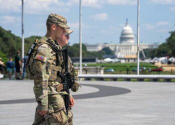 Trump anunció que retirará a la Guardia Nacional de tres ciudades