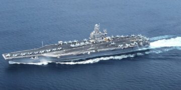 Trump envió una flota masiva a Irán y exigió un acuerdo nuclear inmediato