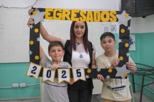 En 2025, más de 7.000 jóvenes y adultos finalizaron sus estudios primarios y secundarios