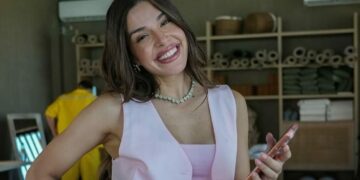 Euge Quevedo será invitada especial en “Camaleón Rojo”, el show de Facundo Mazzei Euge Quevedo será invitada especial en “Camaleón Rojo”, el show de Facundo Mazzei