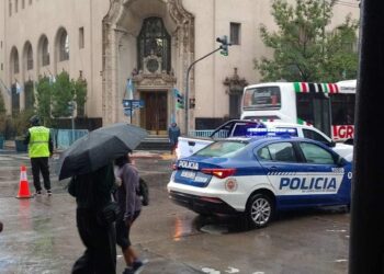 Una mujer murió atropellada por un colectivo en pleno centro