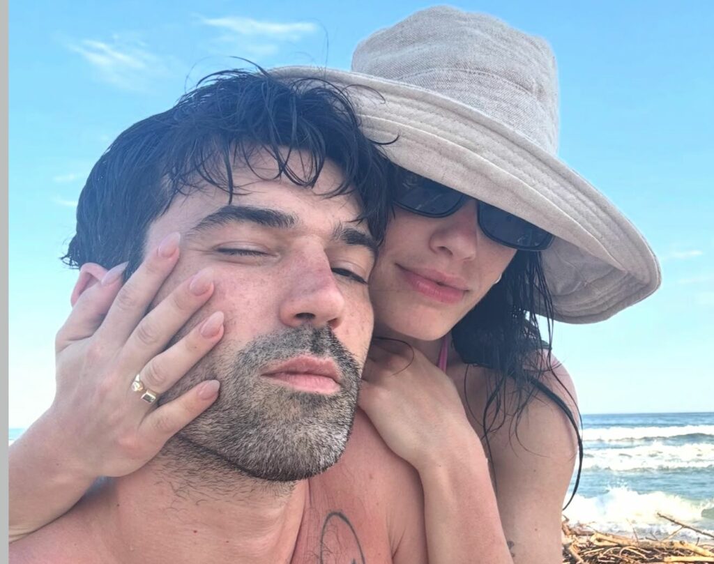 Lali y Pedro Rosemblat se casan: las tiernas fotos con las que lo confirmaron