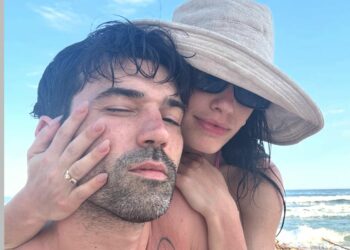 Lali y Pedro Rosemblat se casan: las tiernas fotos con las que lo confirmaron