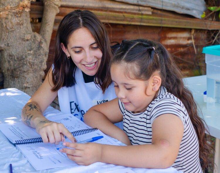 Trabajar en territorios, cuando jugar y aprender no está garantizado
