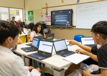 Un curso para acompañar y educar en tiempos de Inteligencia Artificial