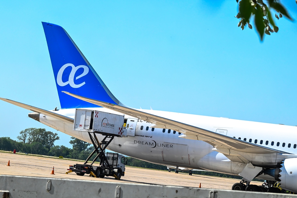 Córdoba realizó su primera exportación aérea de carne refrigerada a Portugal