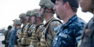 Militares activos podrán ocupar cargos en el Ministerio de Defensa