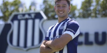 Martín Río, que se integra al plantel dirigido por Carlos Tévez, firma contrato con la Institución hasta el 2029.